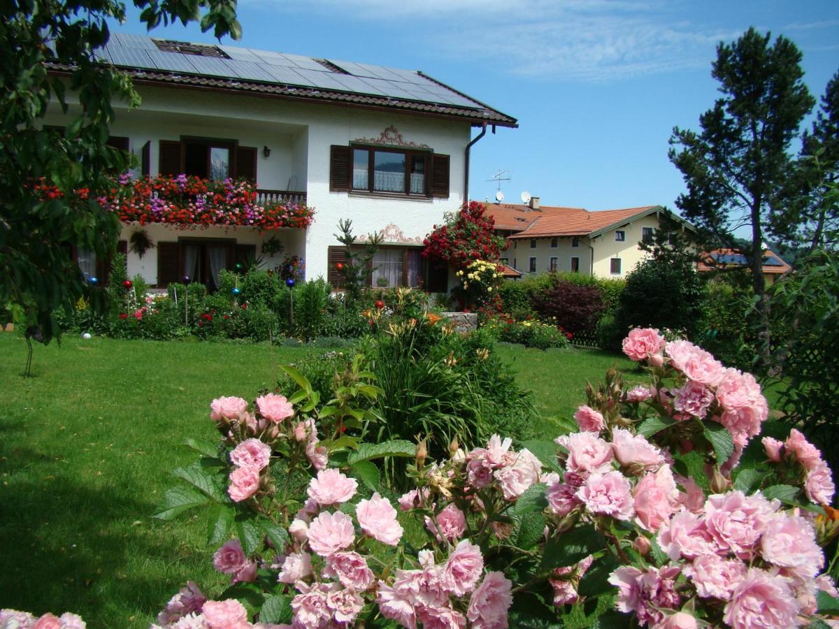 Gaestehaus St. Bartholomae Samerberg Exteriör bild